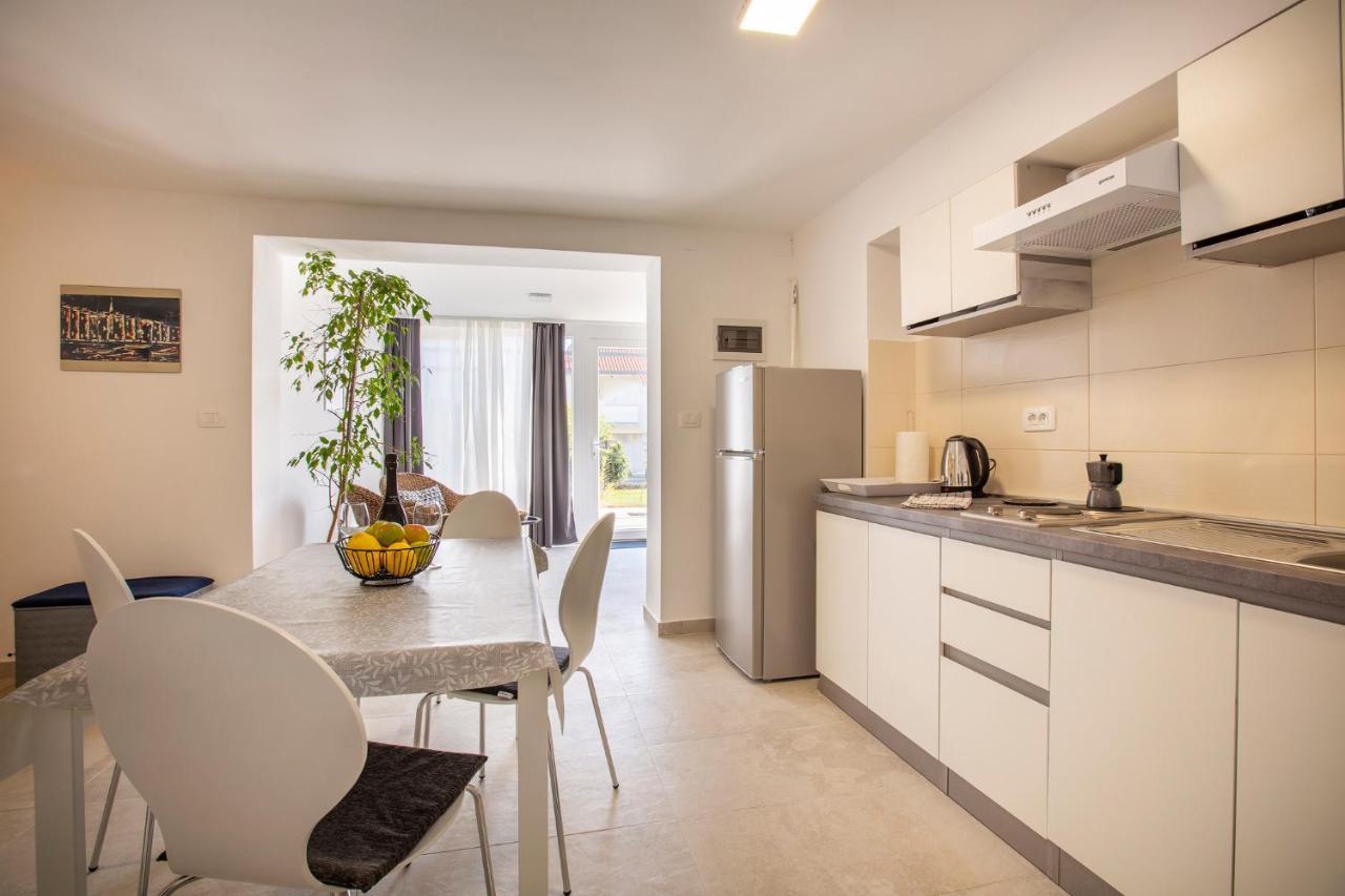Apartaments Punta Relax Umag Exterior foto